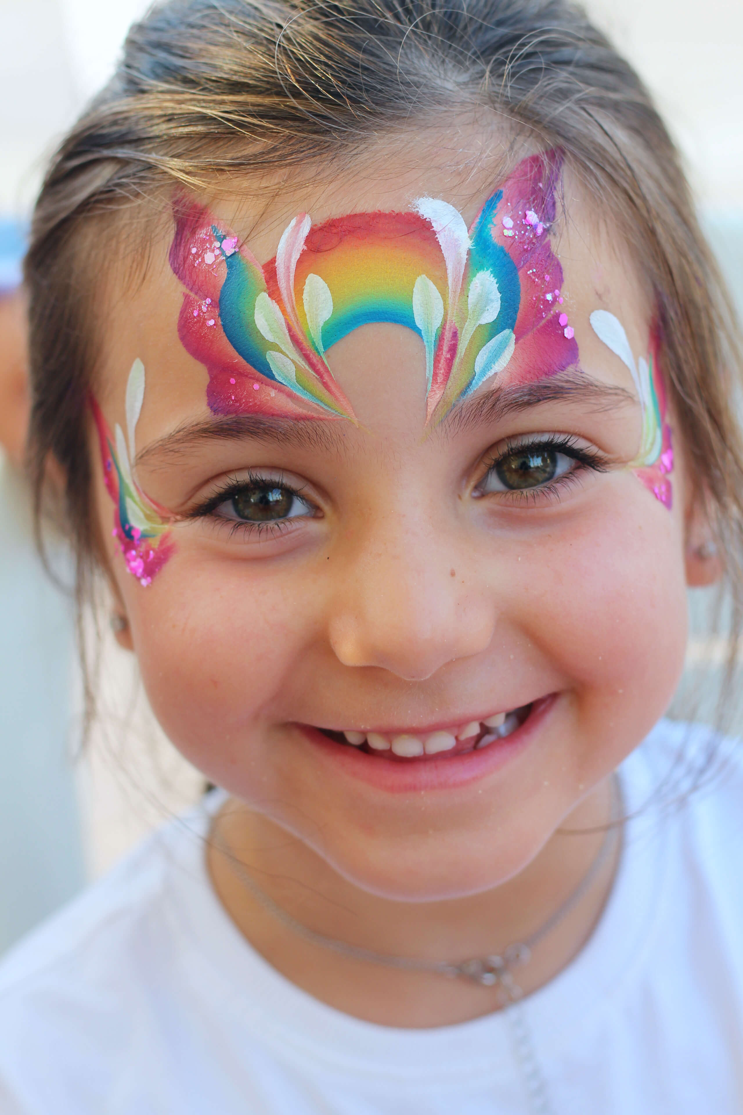 ציור פנים קשת בענן