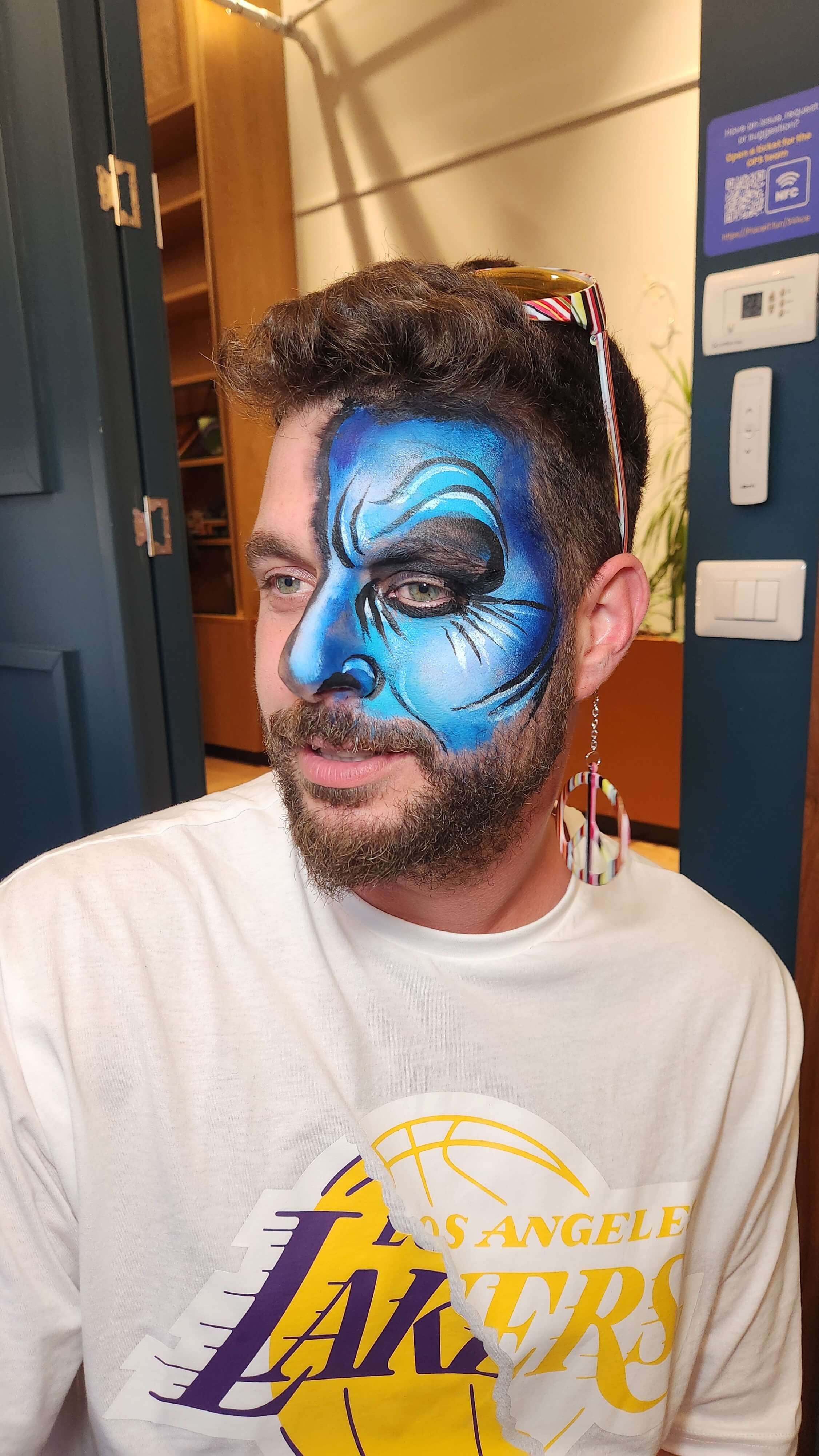 ציורי פנים למבוגרים